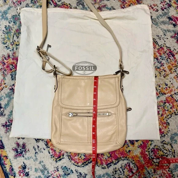 Fossil Live Long Vintage 1954 Blonde Leather Brass Key Adjustable Crossbody Bag - Picture 10 of 13